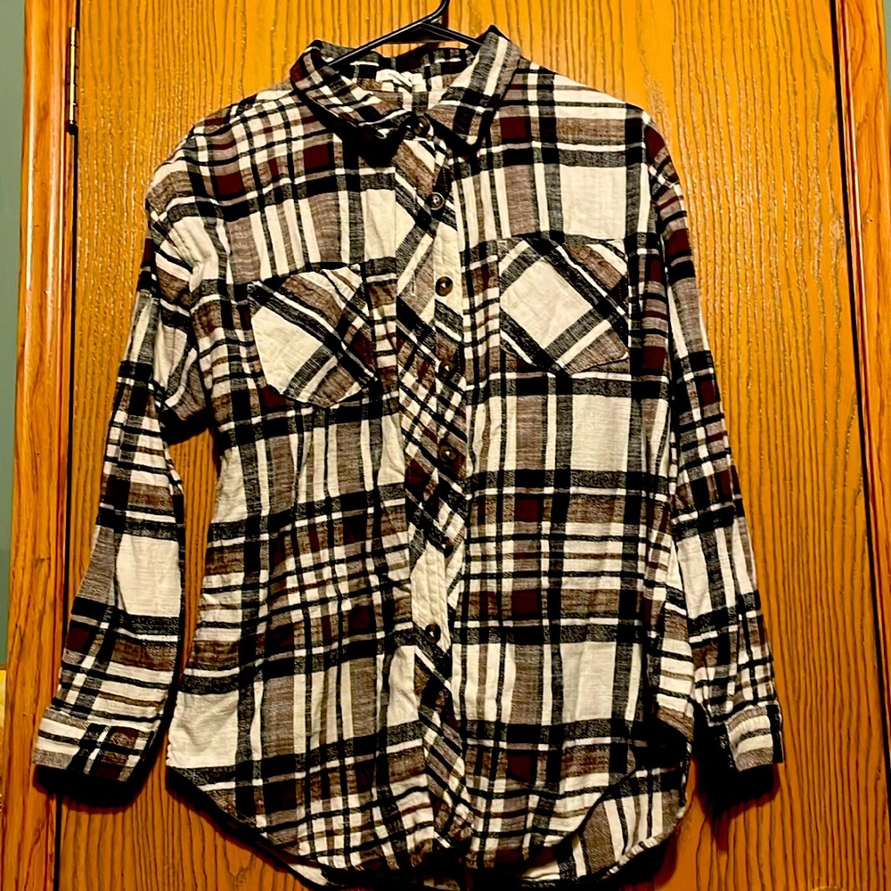 Maurices women’s flannel shirt